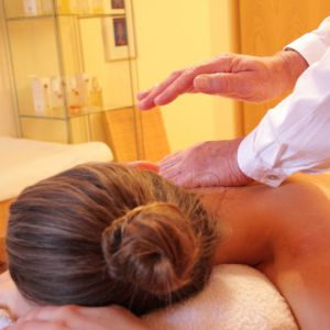 Überirdische Hilfen - wie zB die lemurianischen Kristalle Heiler - unterstützen bei vielen Belangen - Roswitha Schmidt weiß, wie es geht